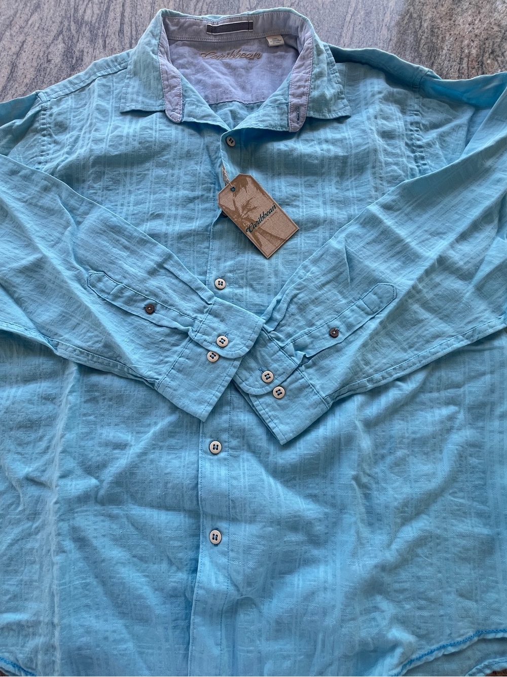 Linen buttondown - Picture 2 of 5